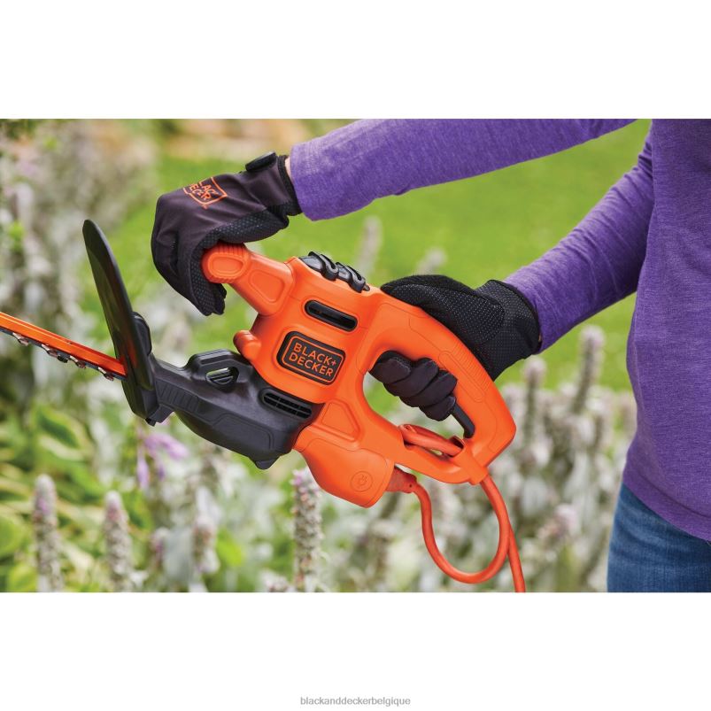 BLACK+DECKER X42D496Taille-haie électrique de 16 po Extérieur
