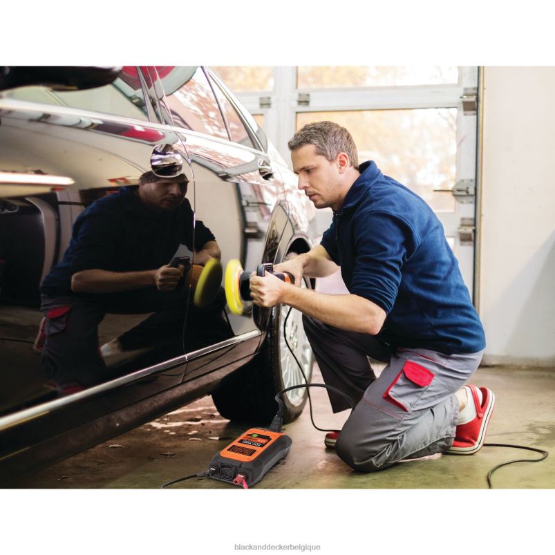 BLACK+DECKER X42D732Onduleur de 500 watts avec sub outils