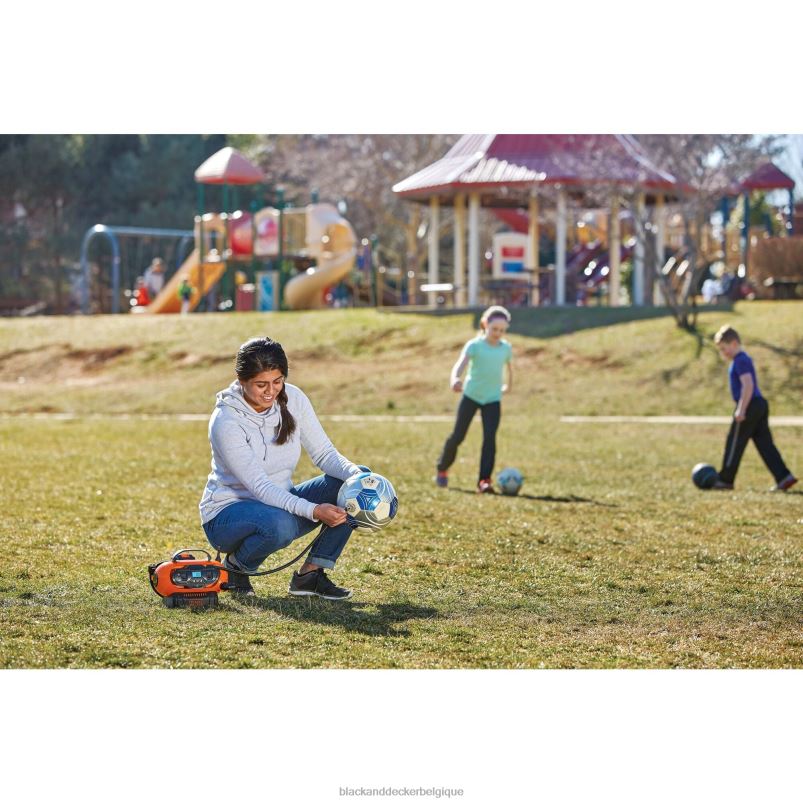 BLACK+DECKER X42D674Gonfleur de pneu sans fil 20 V max, outil électrique sans fil et filaire uniquement outils