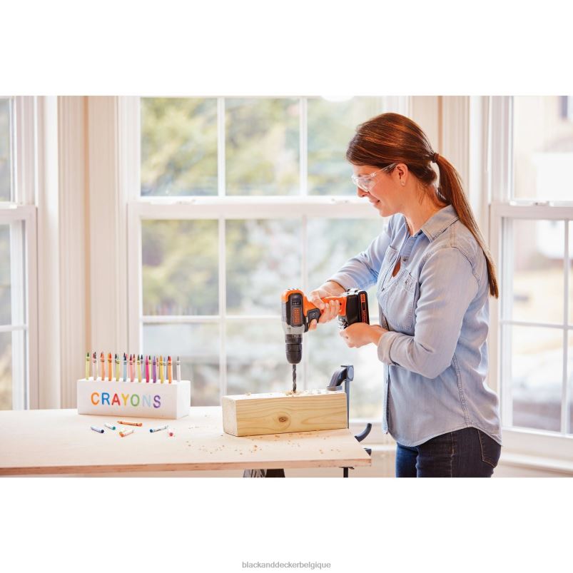 BLACK+DECKER X42D546Perceuse sans fil 20 V max avec kit de projet domestique de 28 pièces outils