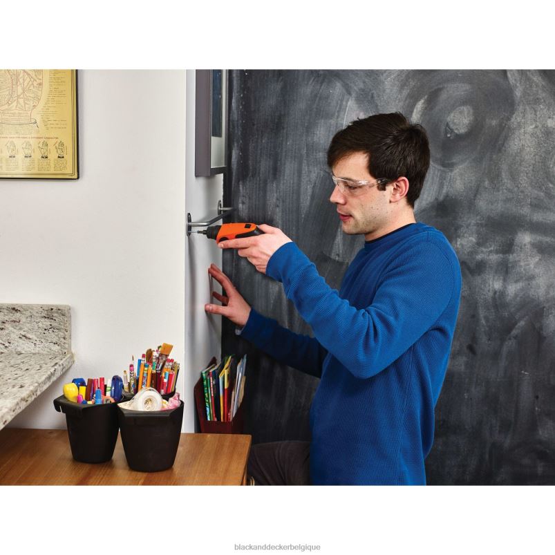 BLACK+DECKER X42D562Tournevis sans fil 4 V max outils