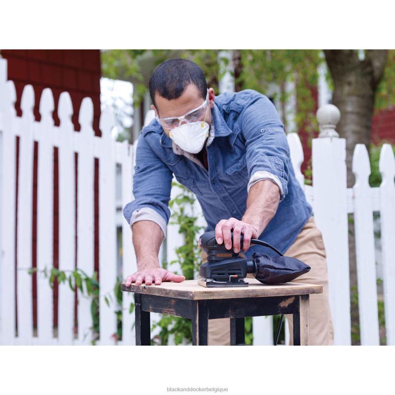 BLACK+DECKER X42D644ponceuse électrique 1/4 feuille 1,5 ampères outils