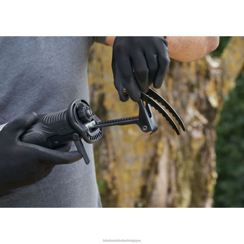 BLACK+DECKER X42D648Scie alternative électrique de 7 A avec support de branche amovible outils